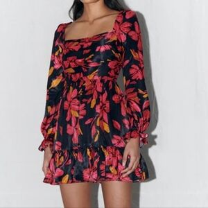 NWT Saylor Fritz Floral Mini Babydoll Satin Dress Size M Square Neck Ruffles